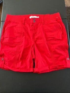 #T968 - NWOT - Torrid Vibrant Red Utility Roll-Hem Bermuda Shorts- 20W